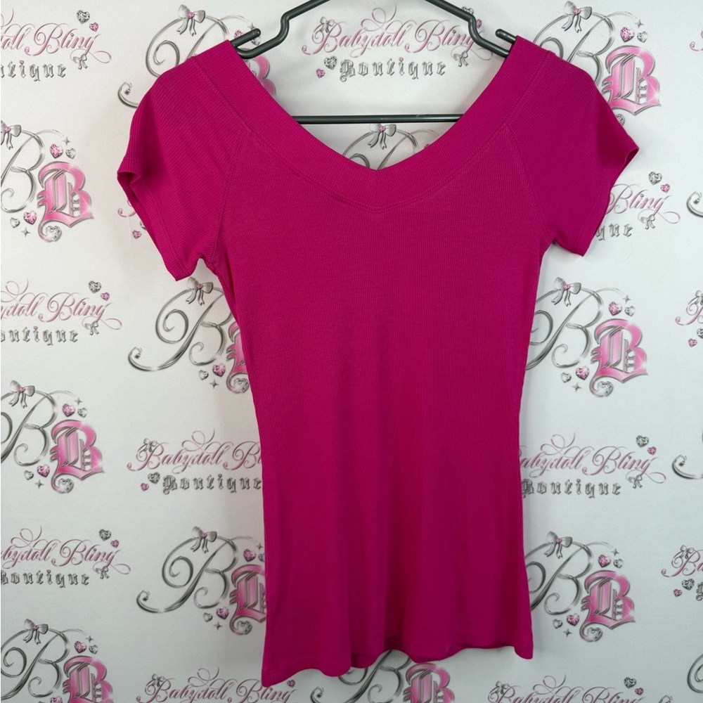 Bebe Swarovski T-shirt rhinestone bling brand new Y2K Women's Fuchsia V-Neck Tee - Picture 2 of 15